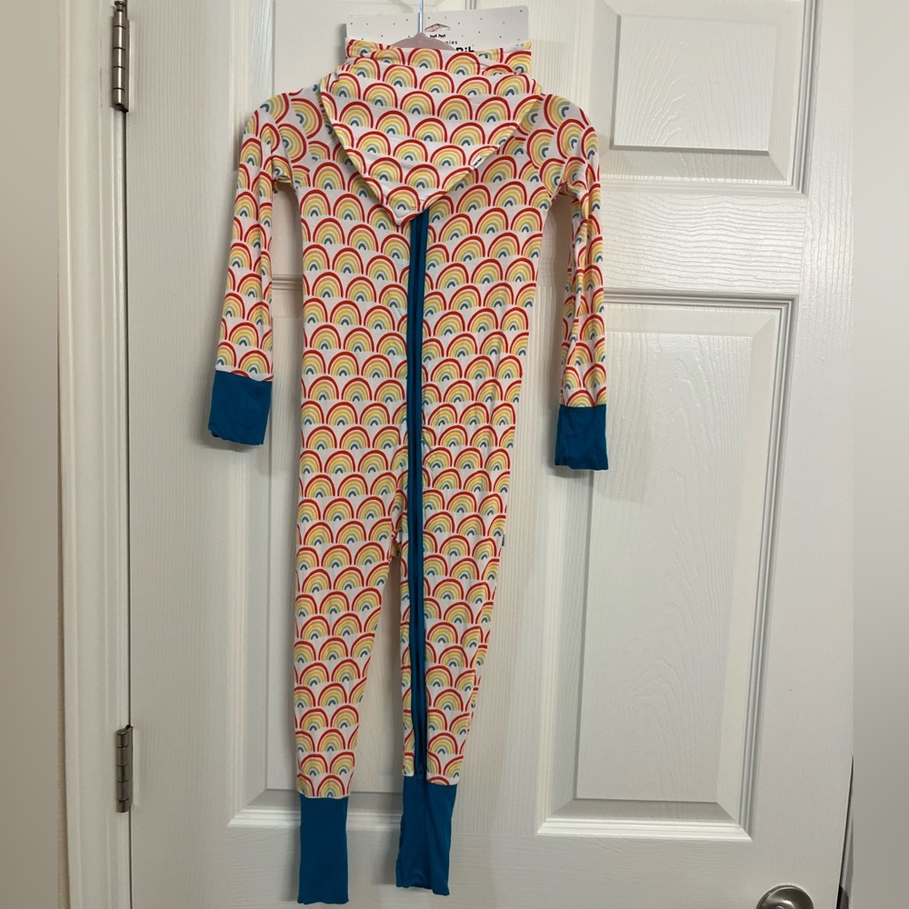 Little Sleepies NWOT rainbow zippy & NWT bib